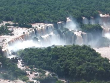 Mary McCarthy (@marymccarthy123) of Ireland got this overhead shot of Iguazu Falls--pretty neat! https://twitter.com/marymccarthy123/status/531913239299629056/photo/1